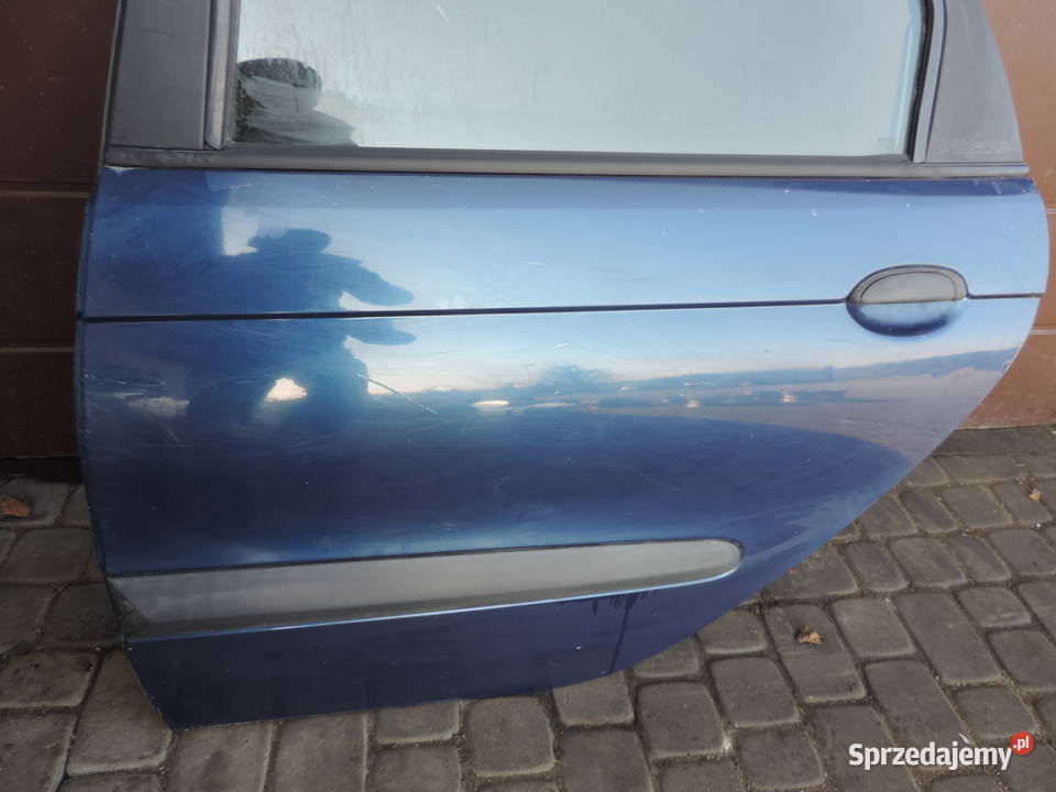 DRZWI LEWY TYŁ RENAULT SCENIC 1 FL LAKIER TED44 Części samochodowe Nowy Sącz