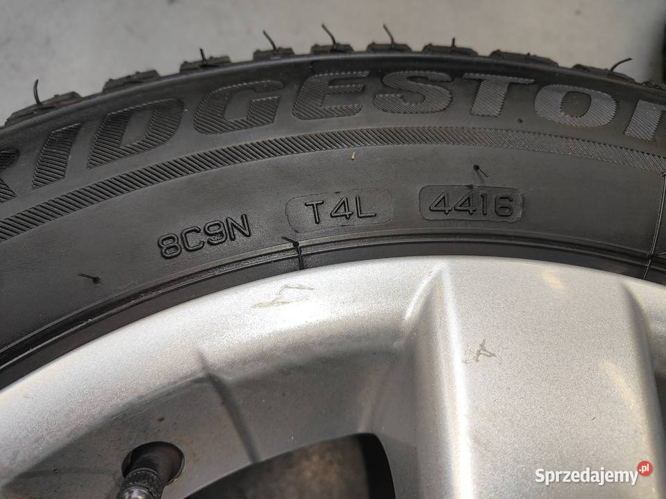 Koła zimowe Aluett 15 65j15H2 opony bridgestone Poskwitów