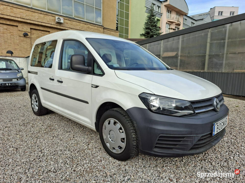 Volkswagen Caddy 20 TDI 5 os SALON 100 manualna Warszawa