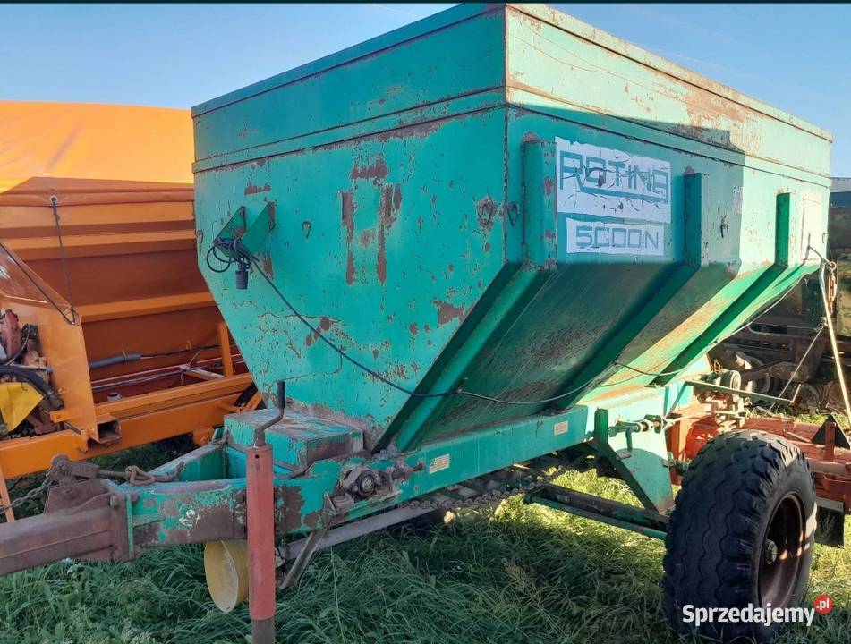 Rozsiewacz wapna Rotina 5000N Sadogóra