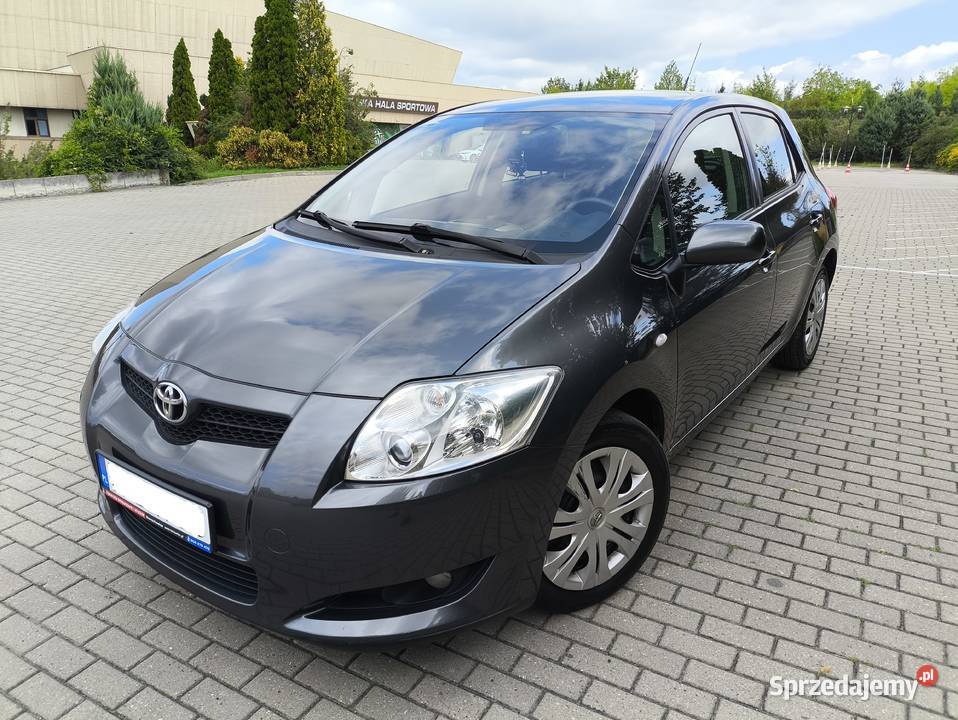 Toyota Auris 16 Benzyna LPG 5 Drzwi Klimatyzacja wielofunkcyjna kierownica lubelskie
