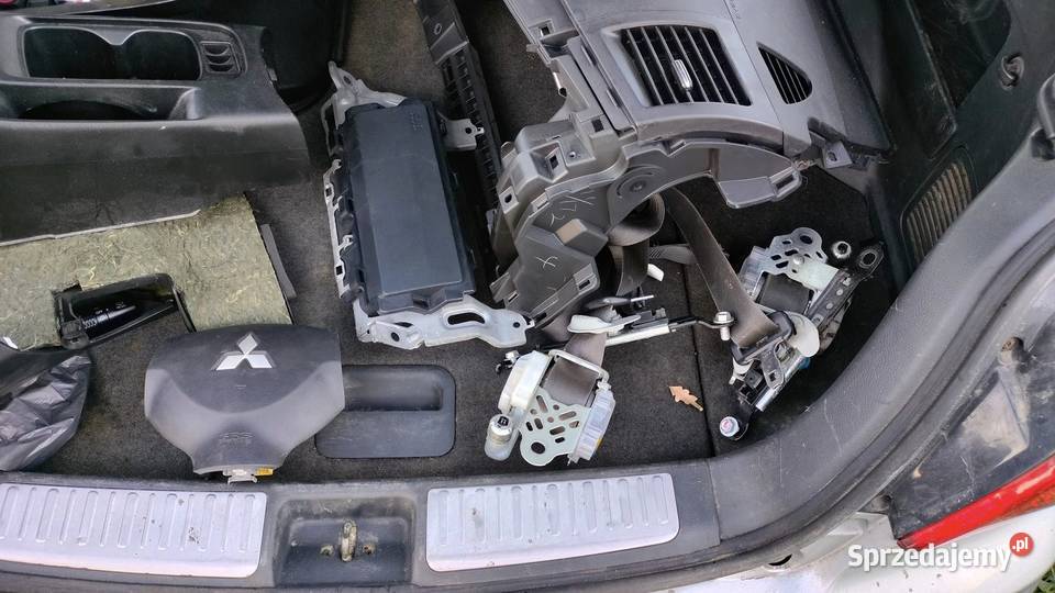Mitsubishi Lancer VIII X KOMPLET deska poduszka
