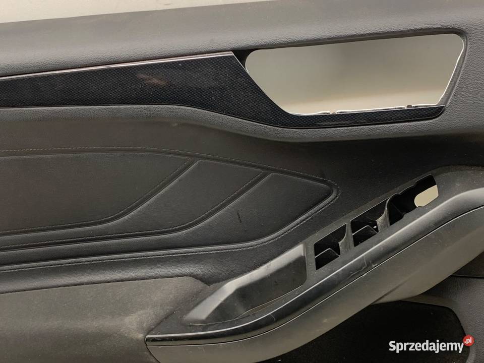 BOCZEK DRZWI LEWY PRZÓD FORD FOCUS IV Tapicerki samochodowe