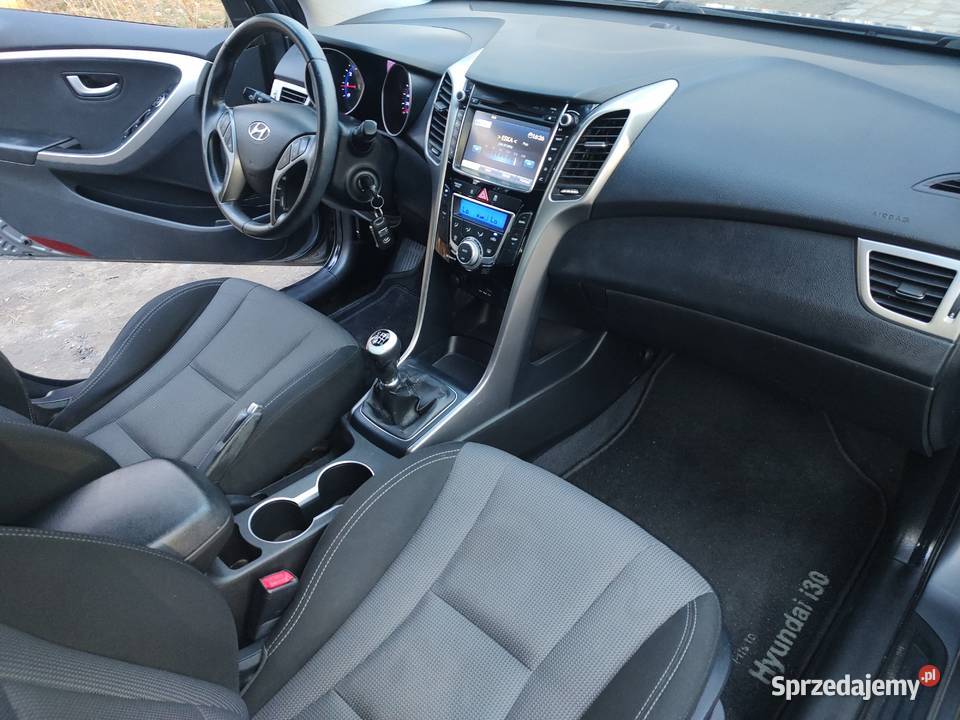 Hyundai i30 navi kamera tempomat bluetooth i30 Środa Śląska