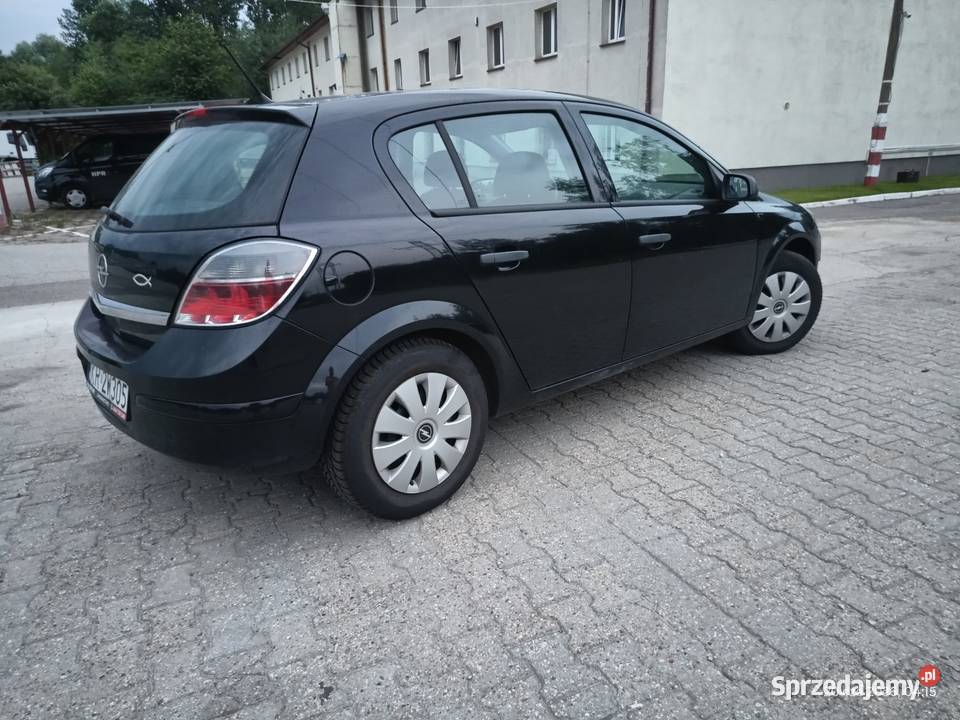 Opel Astra H 14 2009r 90KM