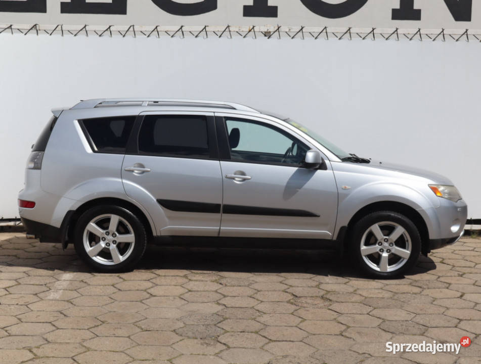 Mitsubishi Outlander 22 DID Rok produkcji 2008 Łódź sprzedam