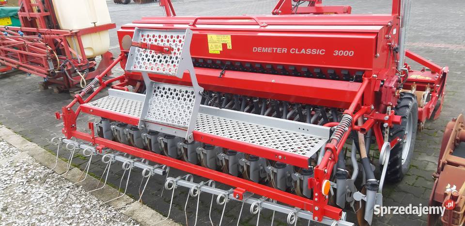 Kongskilde w tym Siewnik CS3000S25 i Bronę Rawa Mazowiecka