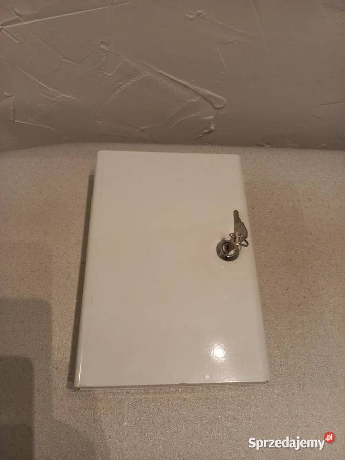 Skrzynka na klucze Warszawa