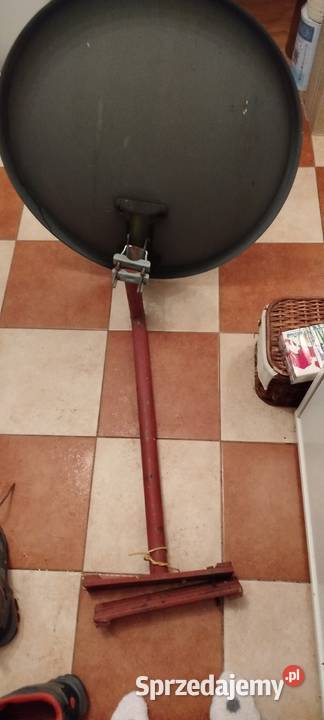 Sprzedam antenę satelitarną z uchwytem Bystrzyca Kłodzka
