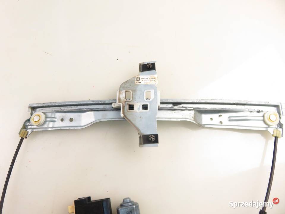 PODNOŚNIK SZYBY PRAWY 3D CITROEN C4 coupe LA małopolskie