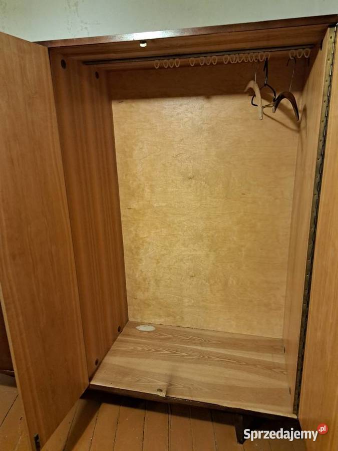 Stara szafa z lat 60 Bolesławiec