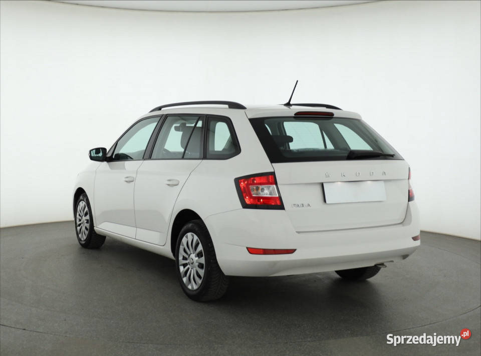 Skoda Fabia 10 TSI radio Piaseczno