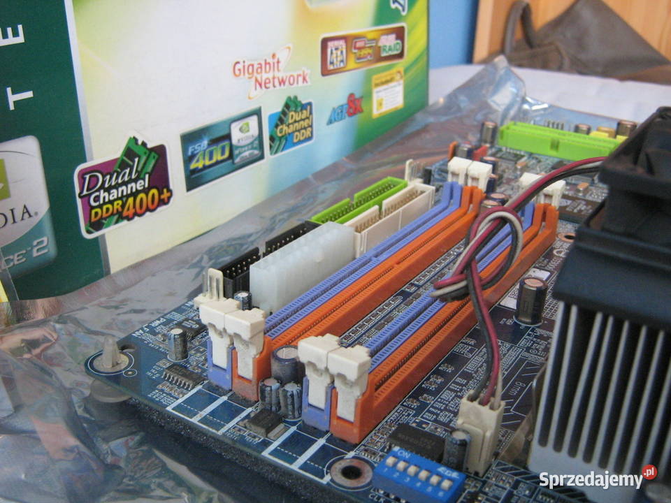 Płyta główna Gigabyte K7 Triton + procesor AMD Athlon XP 110