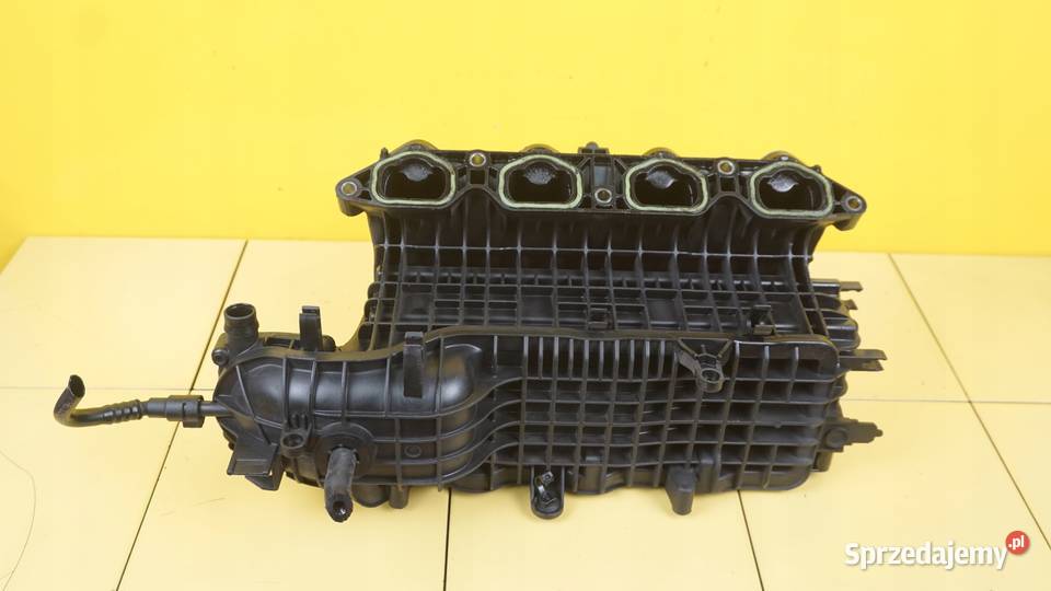 A3 8V LEON GOLF 14 TFSI 15r 122 CXS kolektor Suków