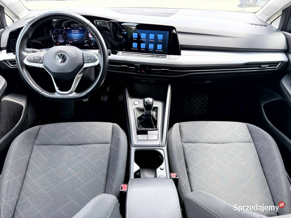 Volkswagen Golf Variant 20 TDI 20222023r Life Wrocław sprzedam