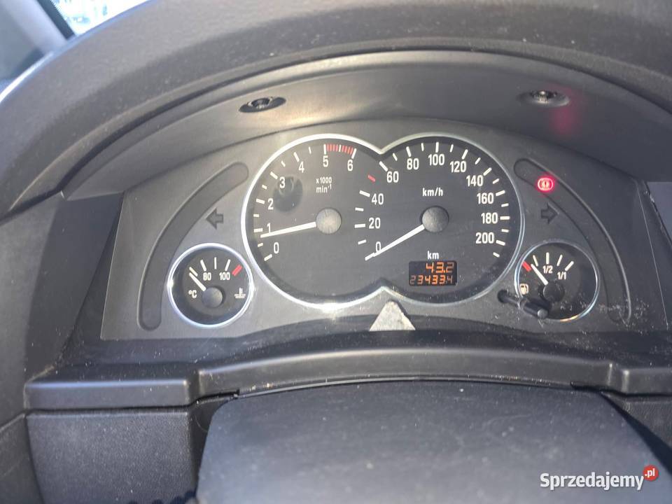 Opel Meriva 17 isuzu