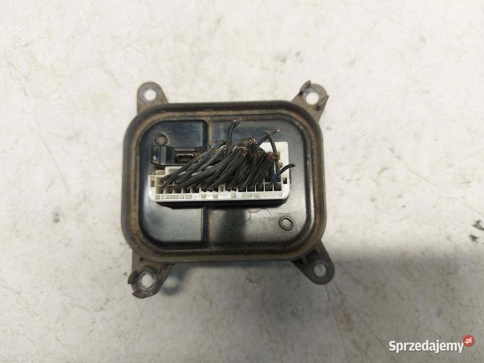 TESLA MODEL Y 2022r MODUŁ LAMPY 153292502C osobowe