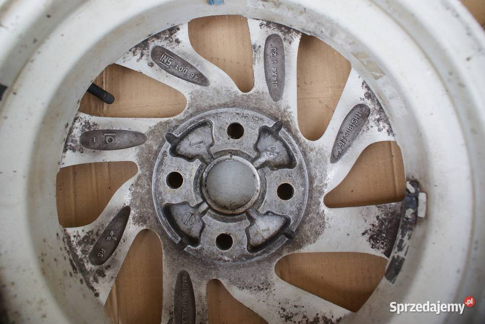 Felgi aluminiowe oryginalne Mitsubishi Space Dynów