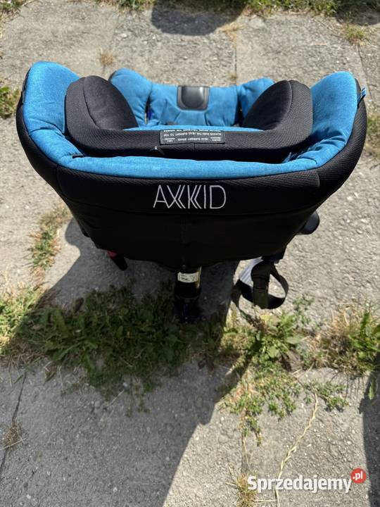 Fotelik do jazdy tyłem axkid minikid