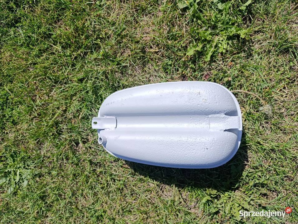 Zbiornik komar 230 stary typ pierwszy wypust