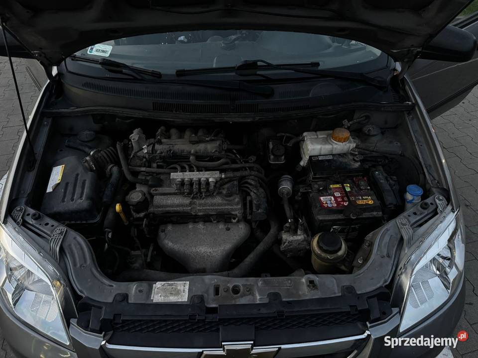 Chevrolet Aveo z 2011 roku silnik 12 16V benzyna Rok produkcji 2011