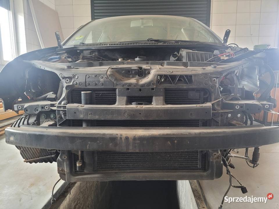 Pas przedni vw polo 9n 14 tdi z chlodnicami Ciechocinek