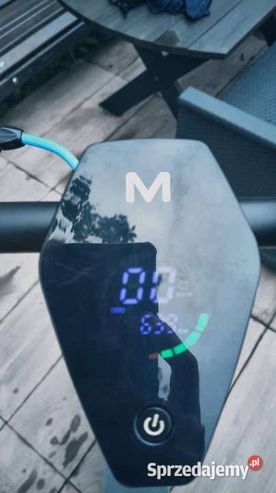 Motus Scooty 10 hulajnoga 350W 15Ah zasięg 60 Kozy