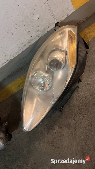 Reflektory lampy przód przednie Fiat Bravo prawa osobowe dolnośląskie
