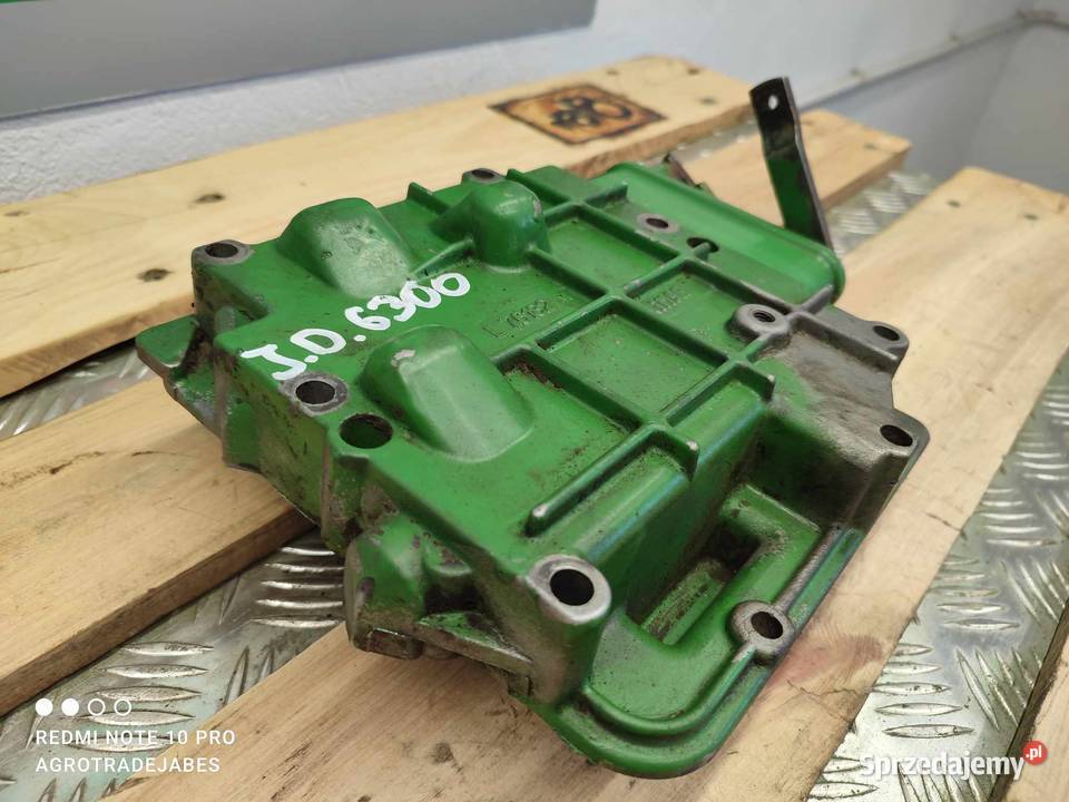 Pokrywa skrzyni biegów John Deere 6300 L76182