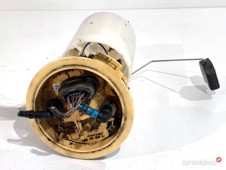 POMPA PALIWA VW PASSAT B7 3AA919050B 20 140 1015 osobowe