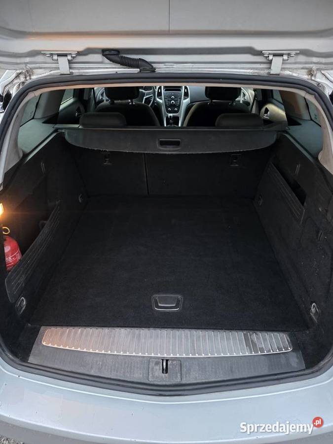 Opel Astra J 2011 Dąbrowa Górnicza