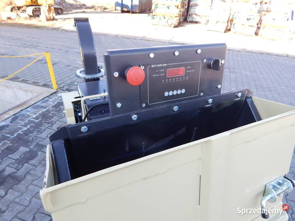 Rębak drewna na gąsienicach SZ130 GEOGRAS RATY podkarpackie Żurawica