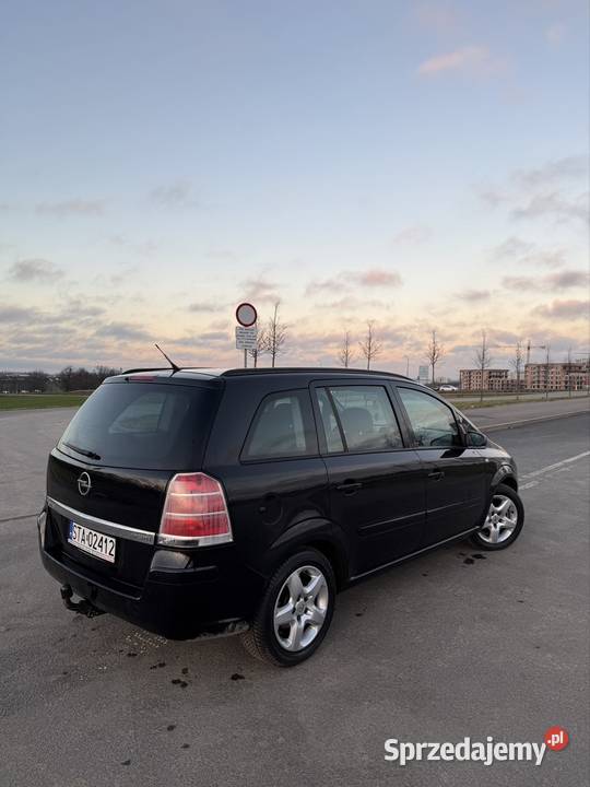 Opel Zafira B 7 osobowa 19D Nowe opony Gliwice