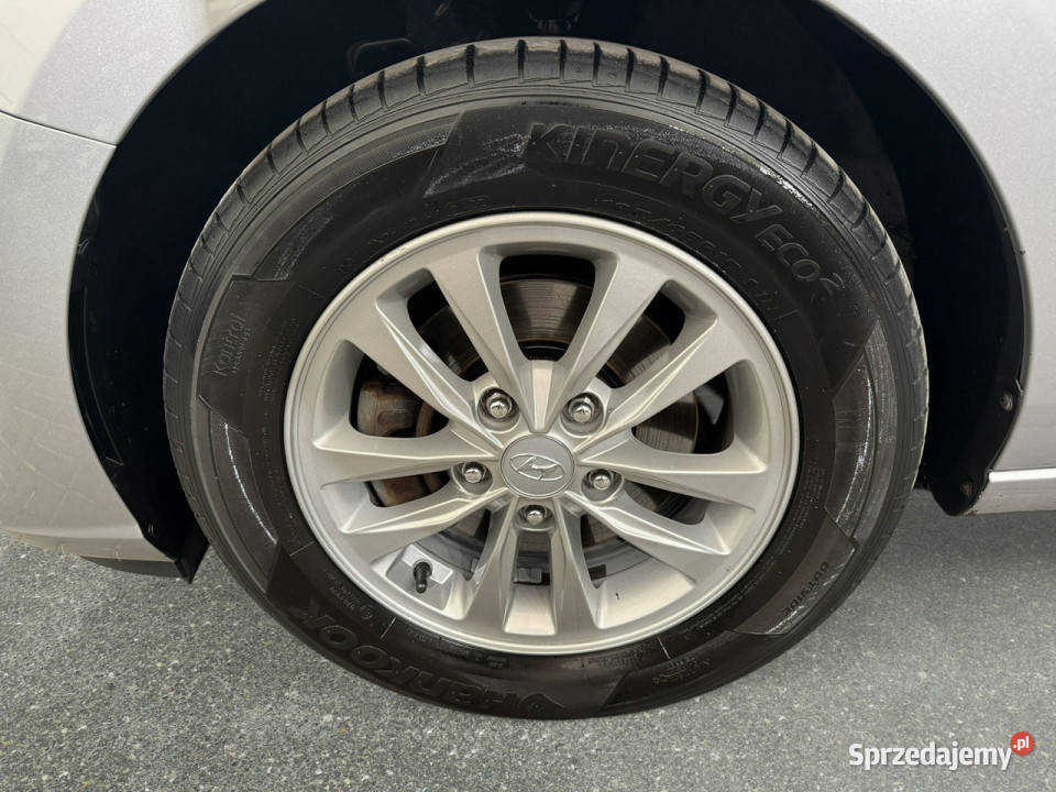 Hyundai i30 VAT 23 Classic 15DPI 110 M6 2022 r centralny zamek Motoryzacja Myślenice