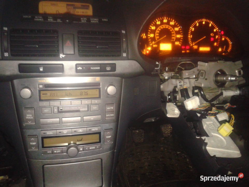 toyota avensis t25 licznik zegary uk 20 vvti Przemyśl