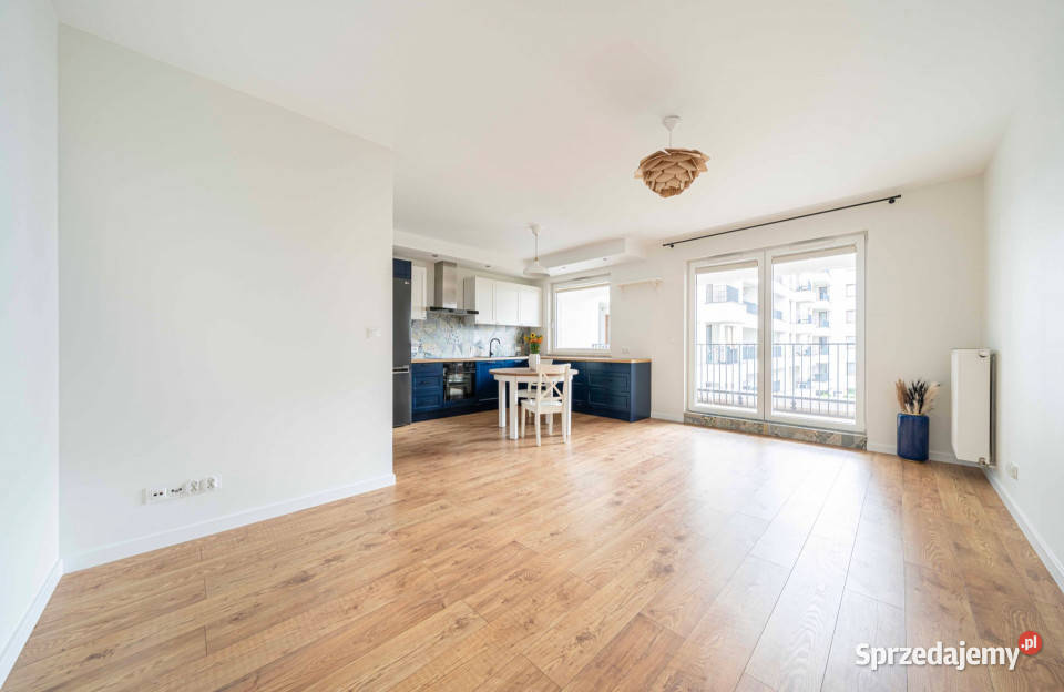 Trzypokojowe balkon loggia Jezioro Malta 66.8m2