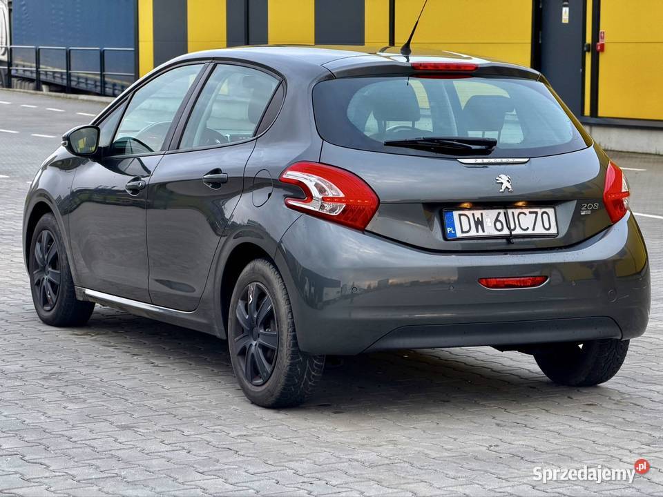 Peugeot 208 PolskiSalon MalyPrzebieg SCT sprzedam
