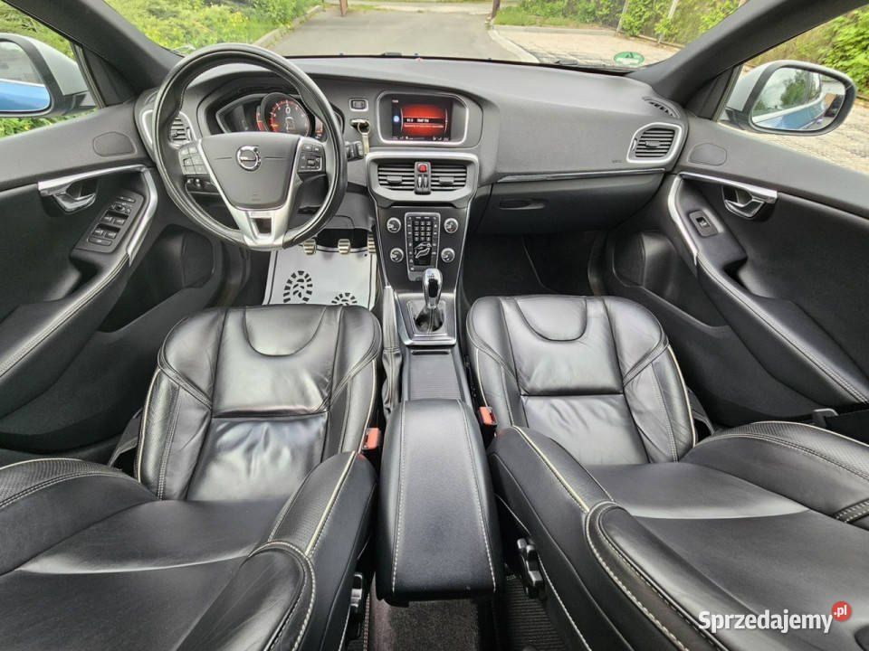 Volvo V40 T4 190 benzyna 100 Fabryczny Lakier manualna Opoczno