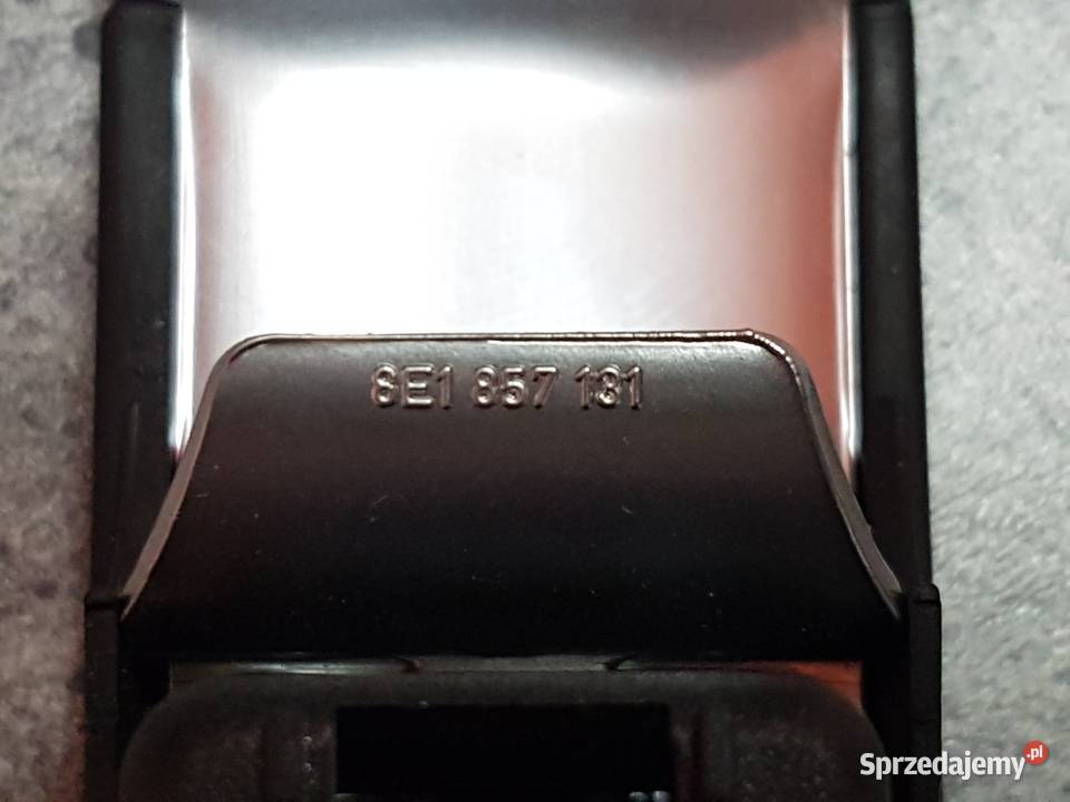 AUDI A4 B7 ZAMEK SCHOWKA 8E1857131 Schowki, półki