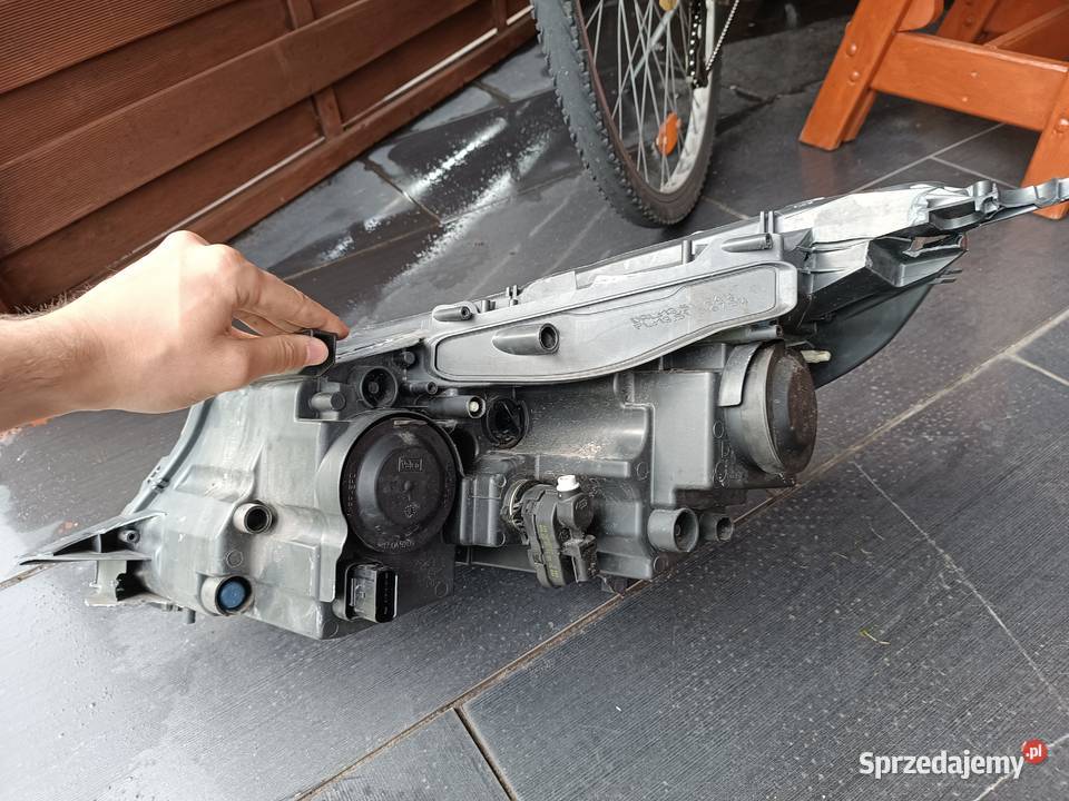 Lampy przednie Peugeot 2008 I Lift 2016 EUROPA sprzedam
