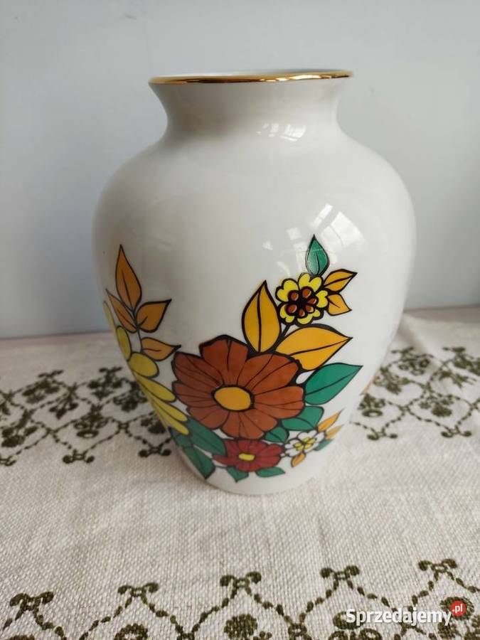 Wazon porcelanowy w kwiaty z Chodzieży biały Głuchołazy