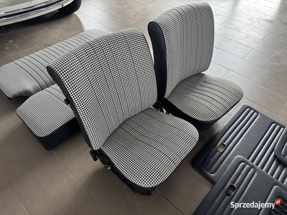 Sprzedam nowe wnętrze do VW Garbus fotele boczki Wrocław