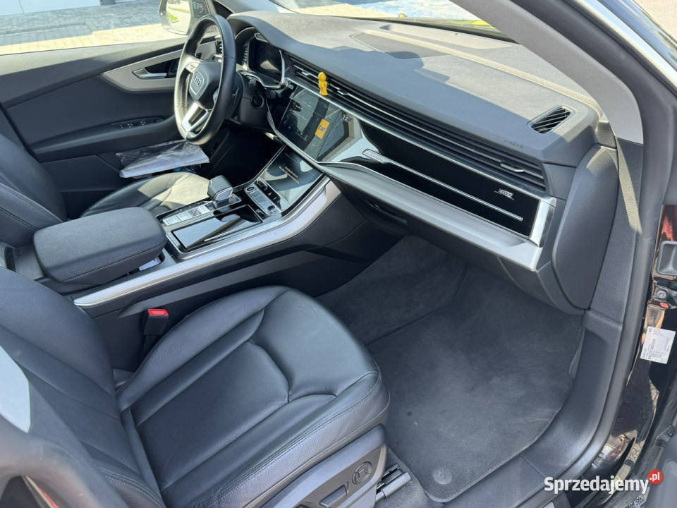 Audi Q8 30i 340 TFSI IHEV Hybryda Quattro czujnik zmierzchu Turek
