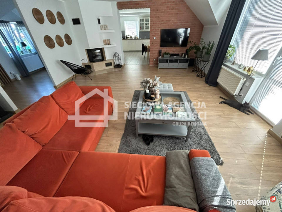 Do sprzedaży dom wolnostojący Dzierżążno 400m2