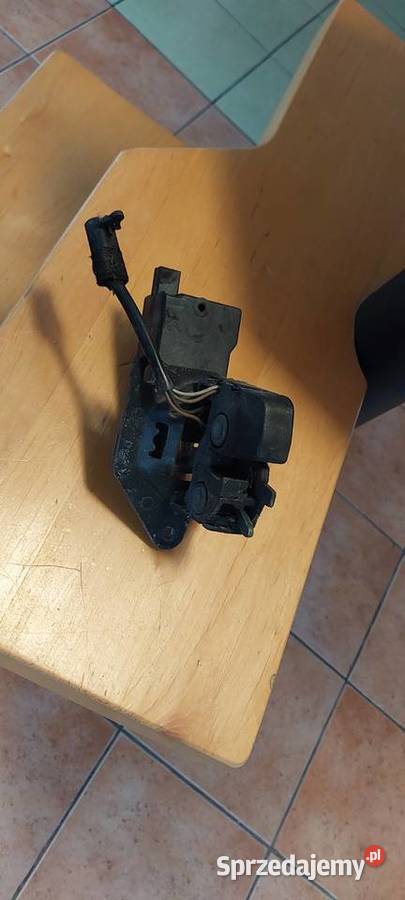 Zamek klapy bagażnika Alfa Romeo 147 Szczecin