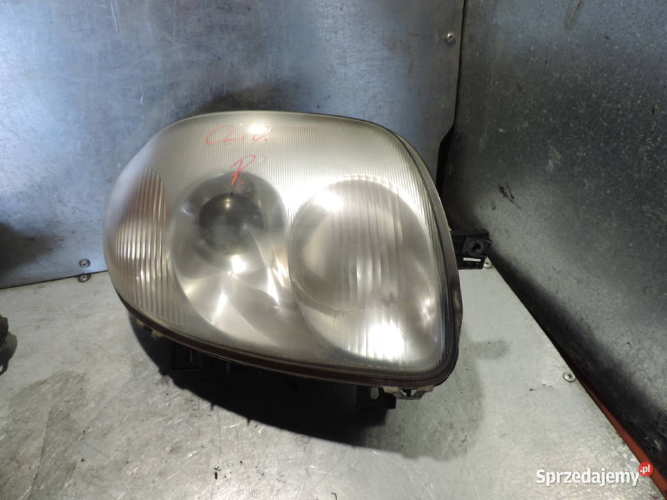 RENAULT CLIO 2 II LAMPA PRAWA PRZEDNIA PRZÓD Lampy przednie