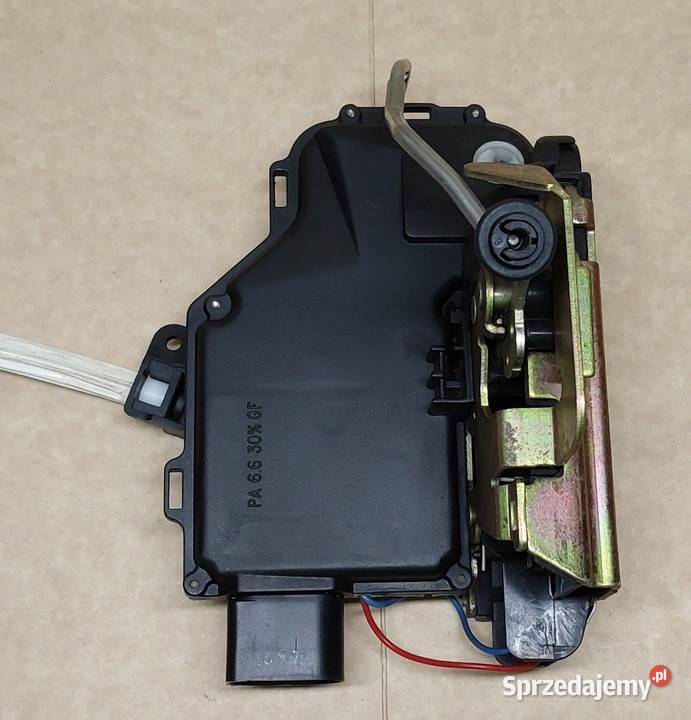 ZAMEK DRZWI LEWY PRZÓD AUDI A4 B6 4B1837015B sprzedam