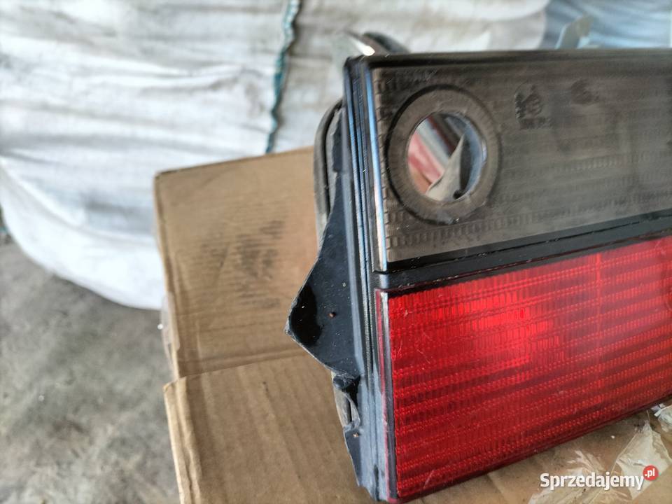 LAMPA TYLNA VW VENTO PRAWA 1H5945108B sprzedam