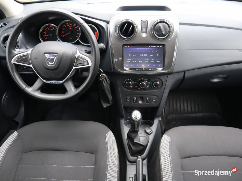 Dacia Sandero 09 TCe kamera cofania Sandero