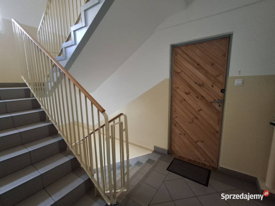 Na sprzedaż 2pokojowe mieszkanie JBurskiego Piętro 1